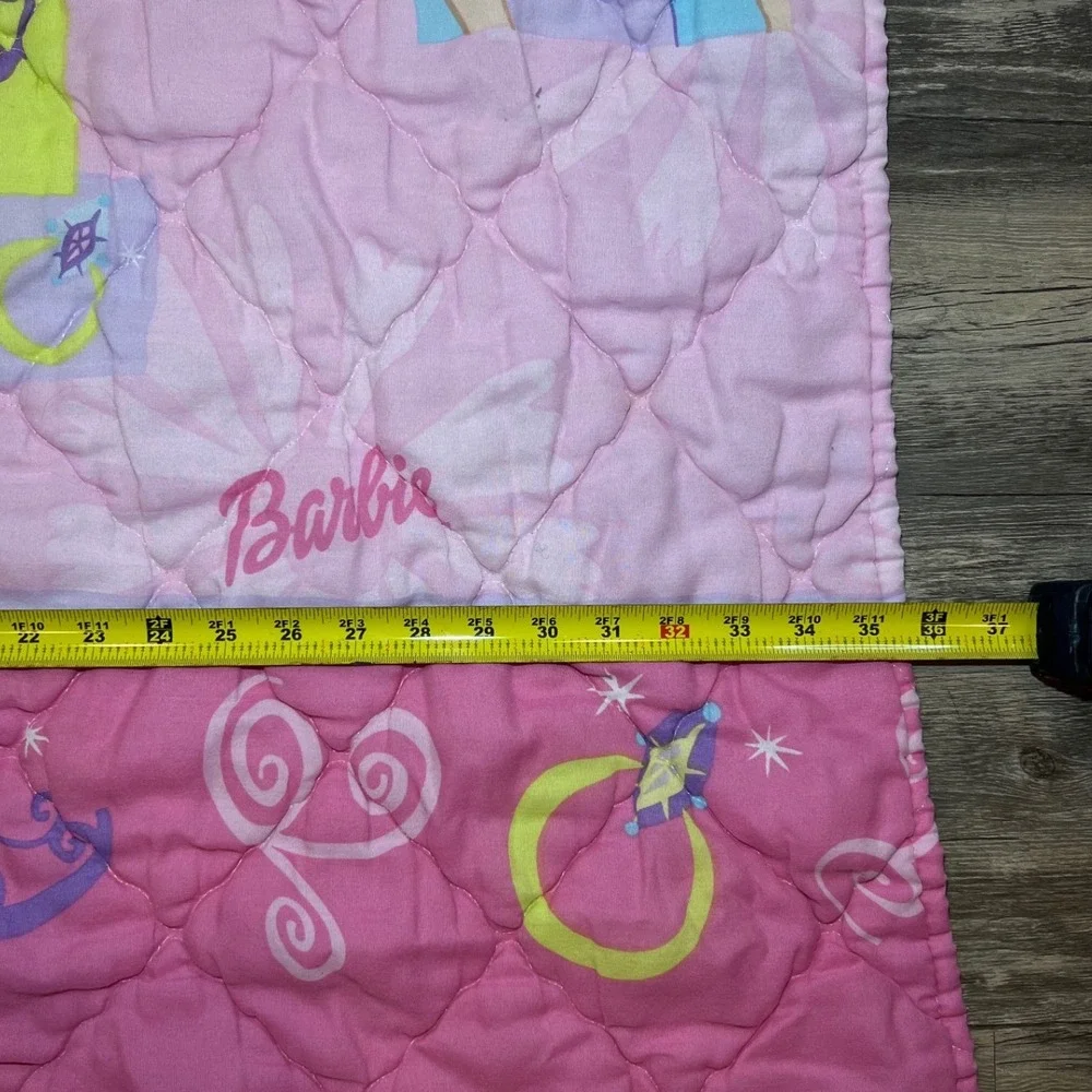 Vintage Barbie Princess Quilt Blanket Pink Crib Toddler 42x58 Y2K Dan River USA‎